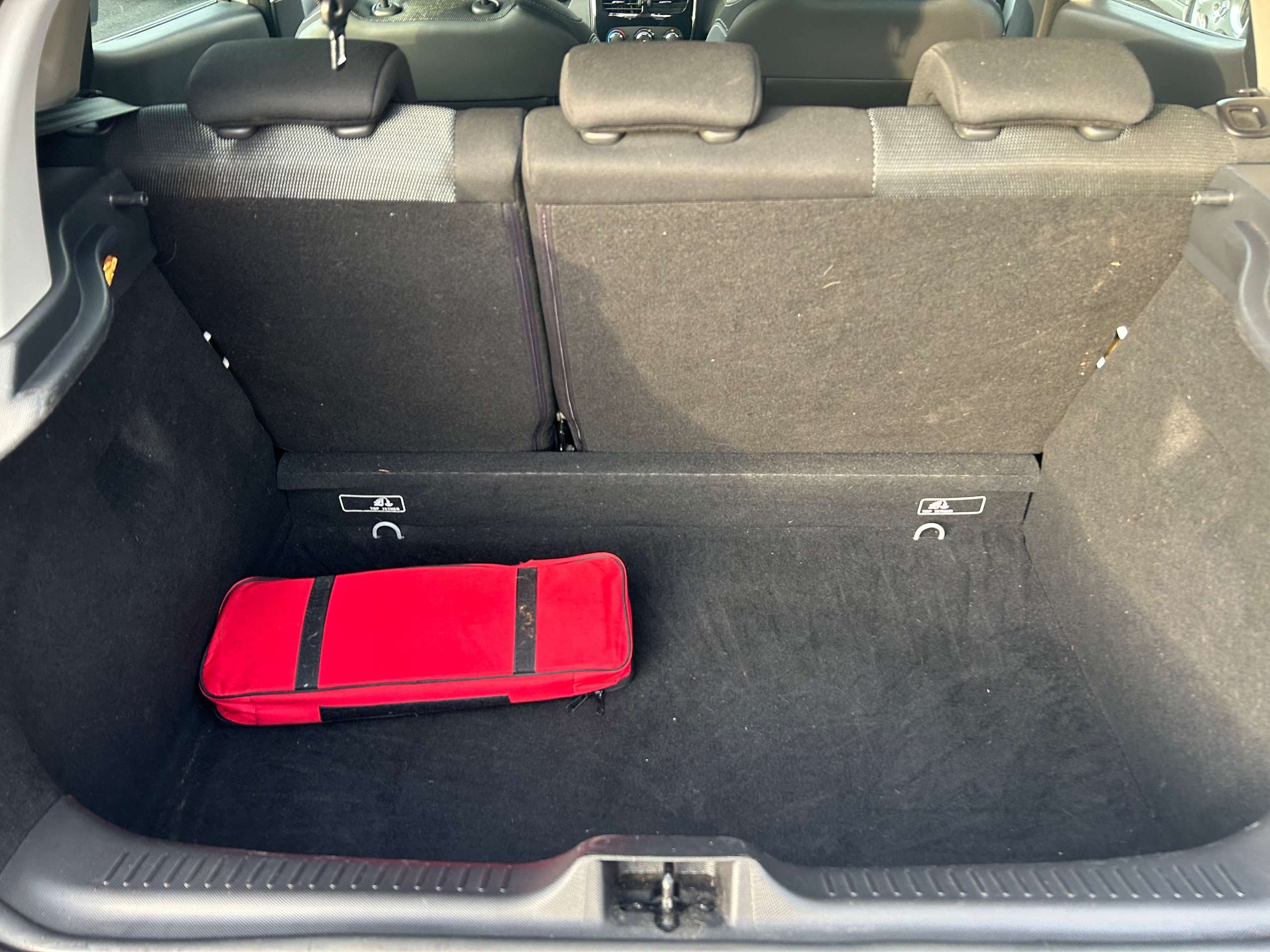 2014 RENAULT CLIO 2014 RENAULT CLIO