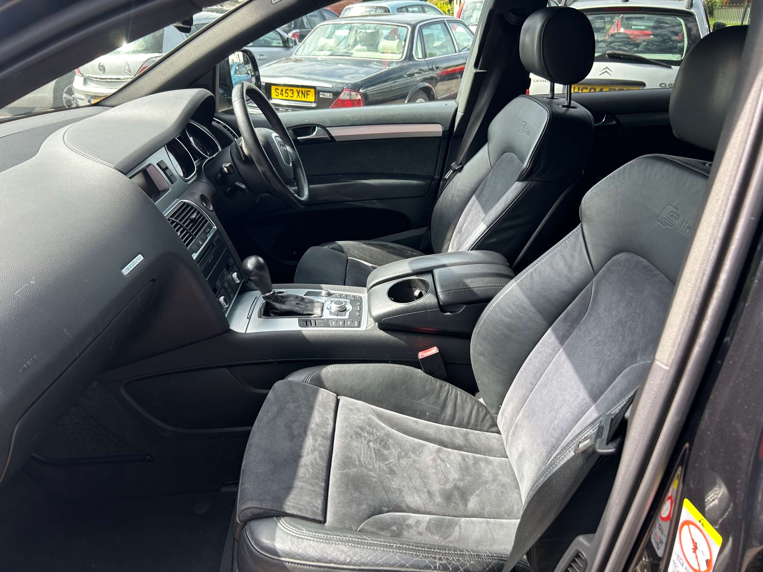 2010 AUDI Q7 2010 AUDI Q7
