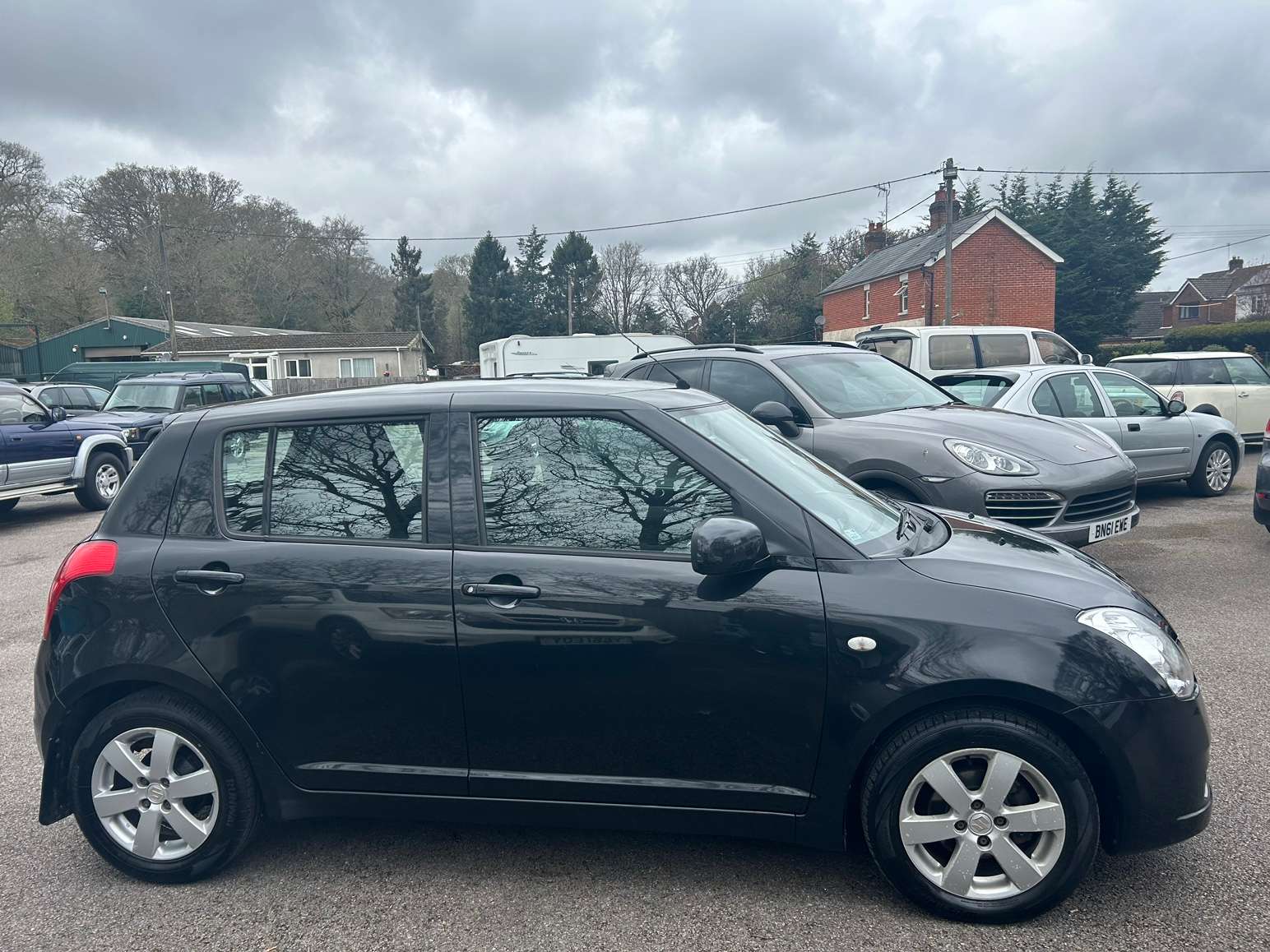 2009 SUZUKI SWIFT 2009 SUZUKI SWIFT