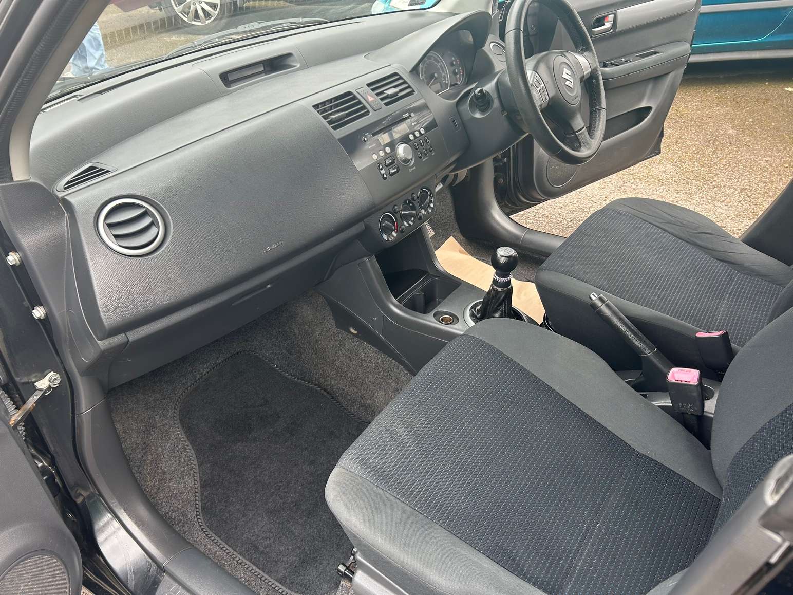 2009 SUZUKI SWIFT 2009 SUZUKI SWIFT