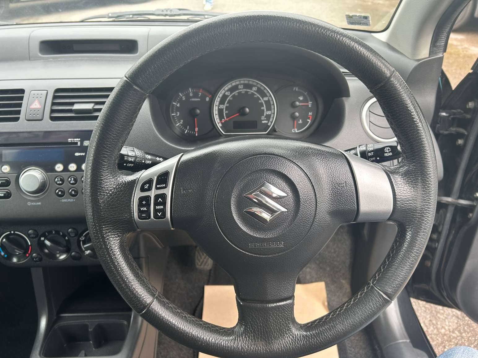 2009 SUZUKI SWIFT 2009 SUZUKI SWIFT