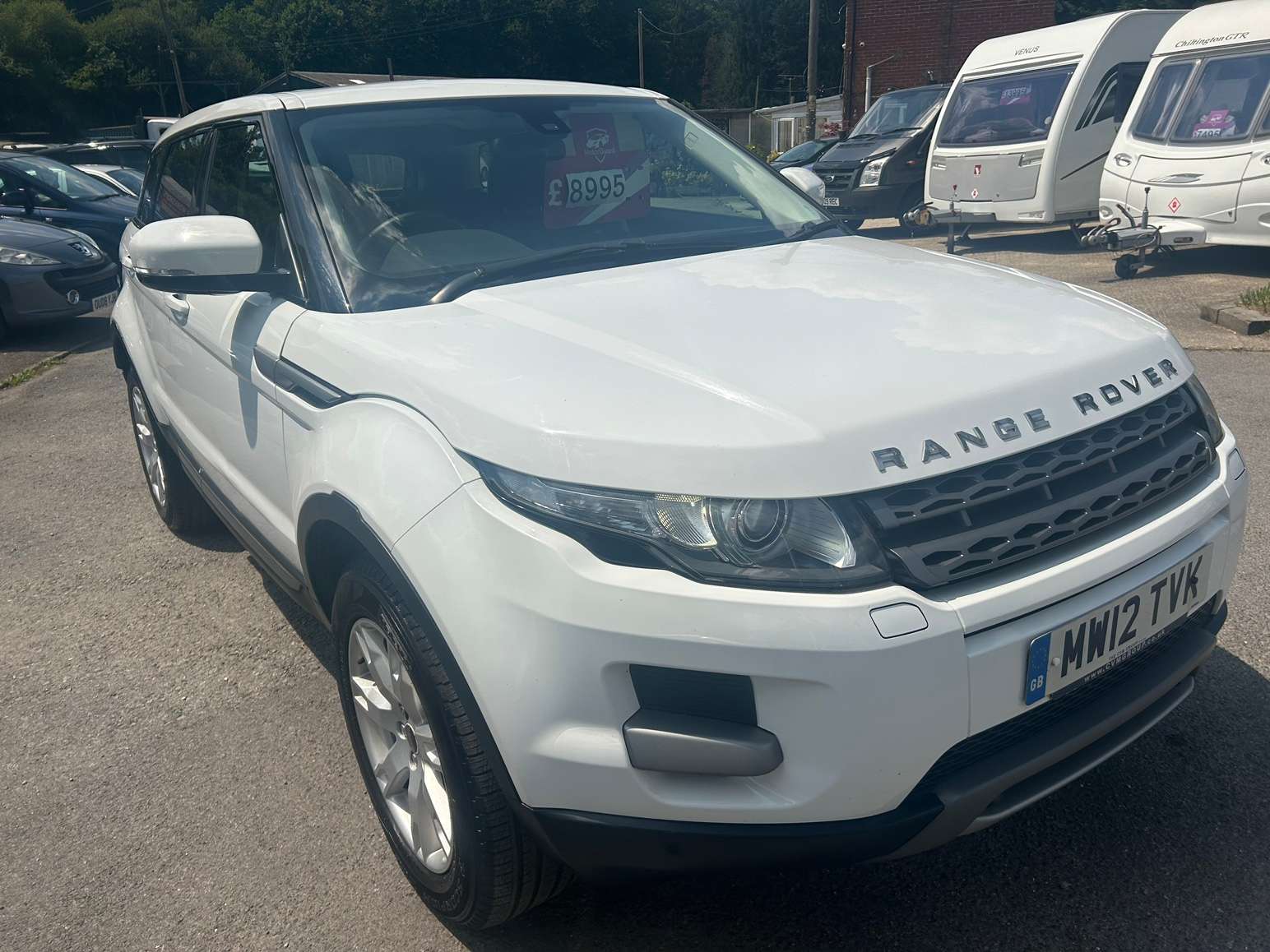 A 2012 LAND ROVER RANGE ROVER EVOQUE 2.2 eD4 Pure A 2012 LAND ROVER RANGE ROVER EVOQUE 2.2 eD4 Pure