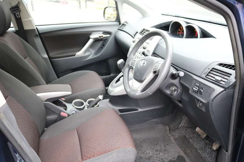 2011 TOYOTA VERSO 2011 TOYOTA VERSO