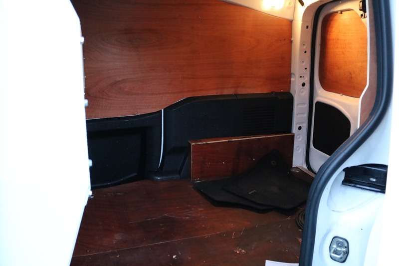 2017 PEUGEOT PARTNER 2017 PEUGEOT PARTNER