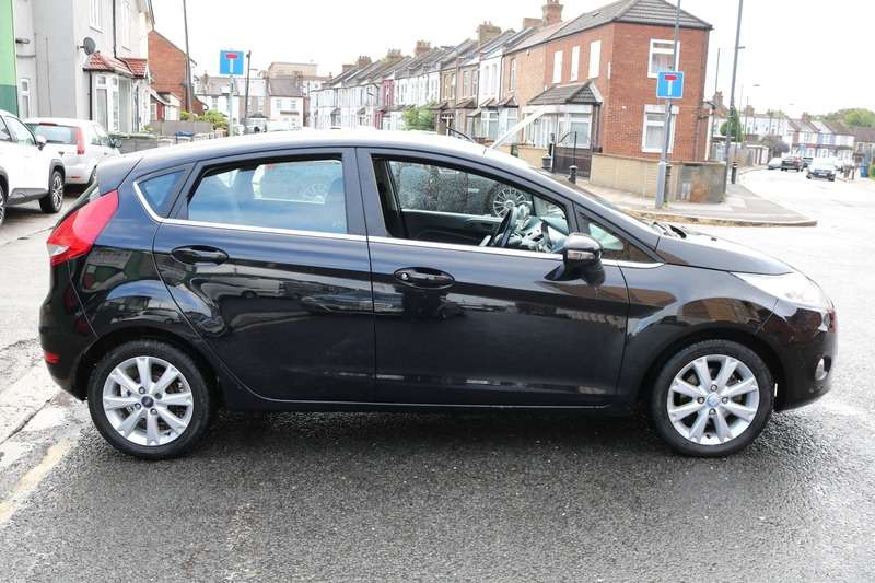 2009 FORD FIESTA 2009 FORD FIESTA