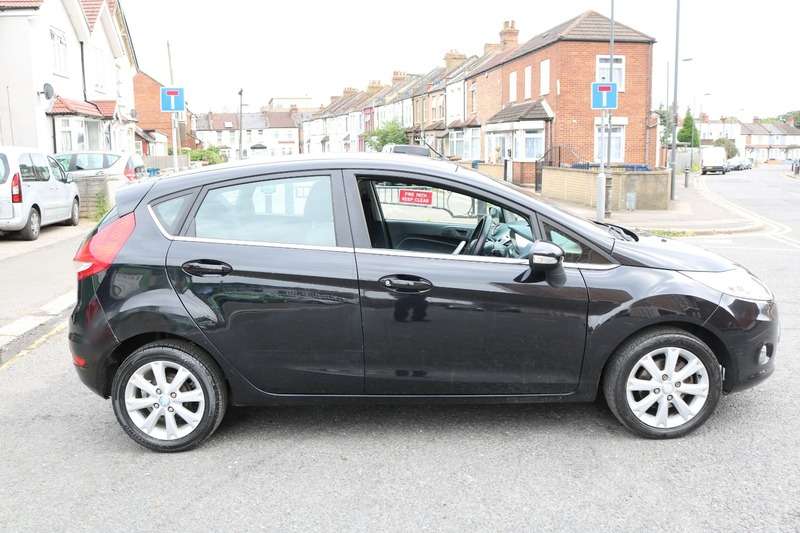 2009 FORD FIESTA 2009 FORD FIESTA