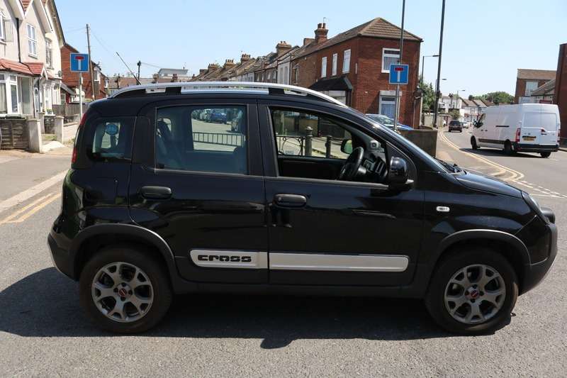 2017 FIAT PANDA 2017 FIAT PANDA