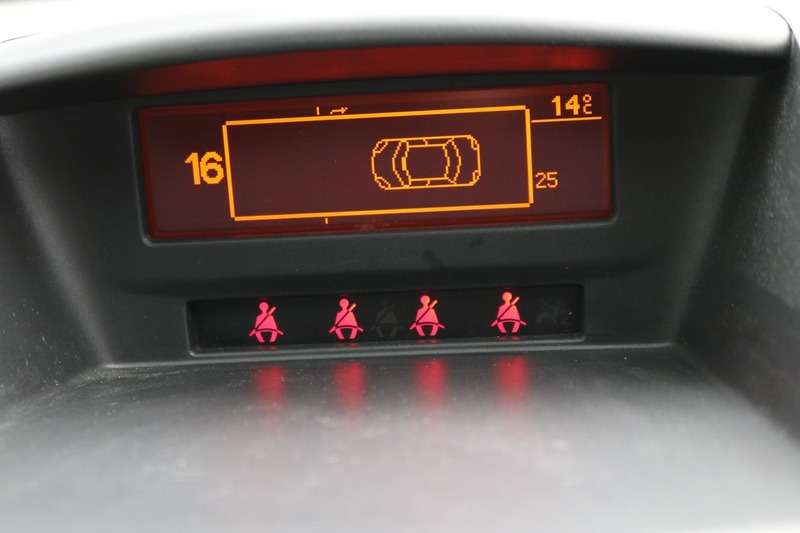 2012 PEUGEOT 207 2012 PEUGEOT 207