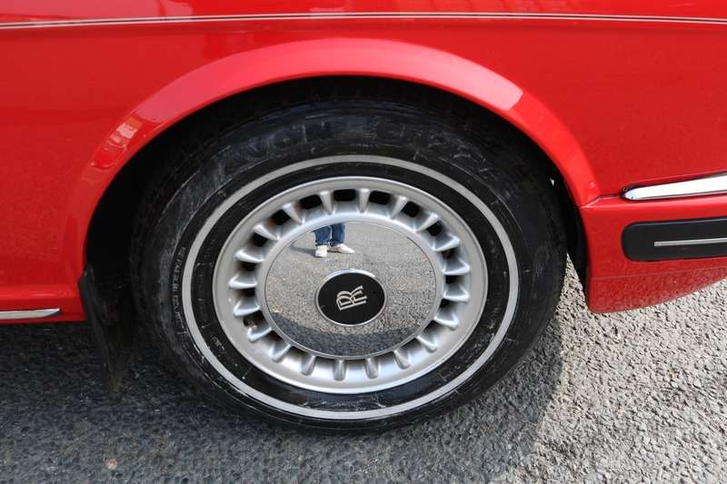 1995 ROLLS-ROYCE SILVER SPIRIT 1995 ROLLS-ROYCE SILVER SPIRIT