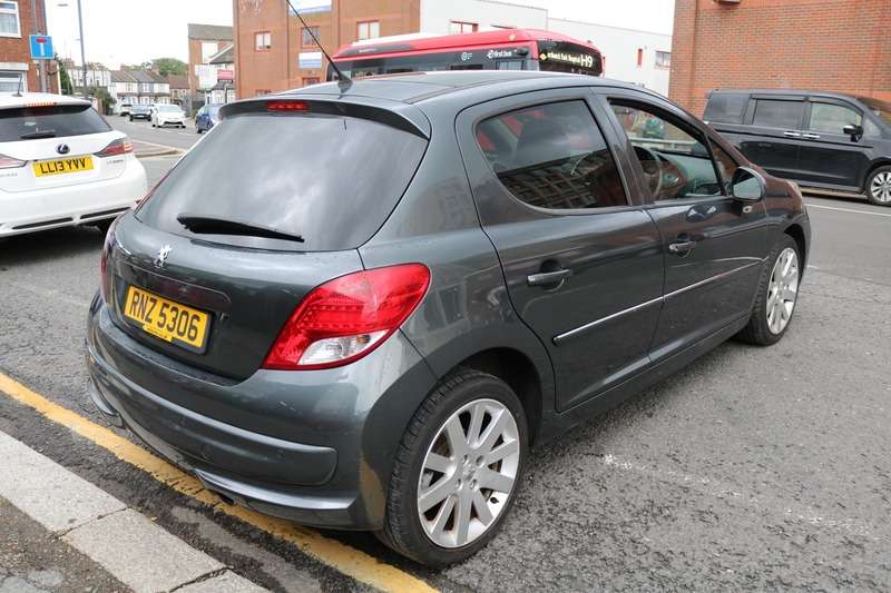 2012 PEUGEOT 207 2012 PEUGEOT 207