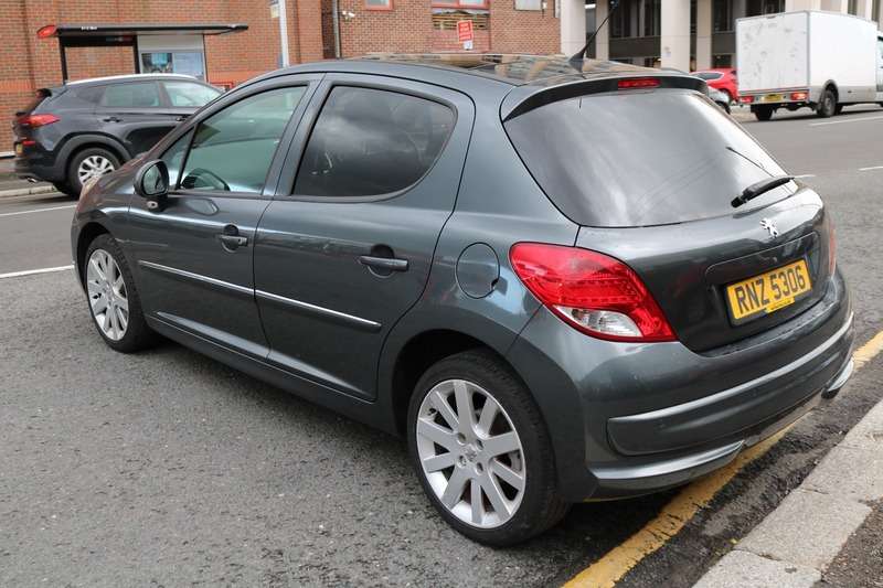 A 2012 PEUGEOT 207 ALLURE A 2012 PEUGEOT 207 ALLURE