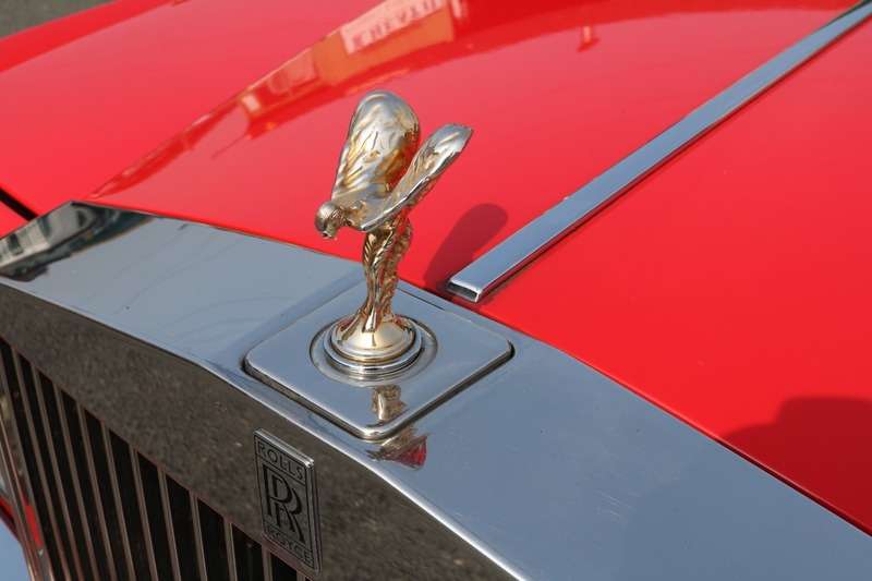 A 1995 ROLLS-ROYCE SILVER SPIRIT II/III A 1995 ROLLS-ROYCE SILVER SPIRIT II/III