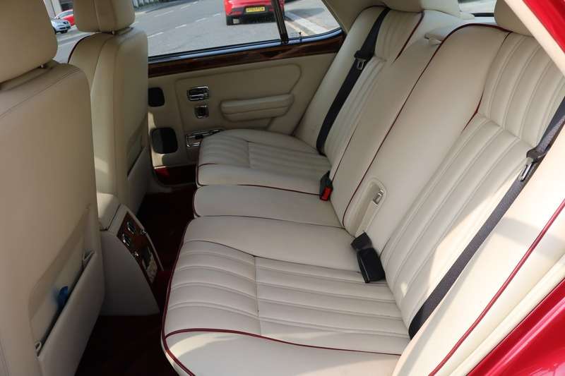1995 ROLLS-ROYCE SILVER SPIRIT 1995 ROLLS-ROYCE SILVER SPIRIT