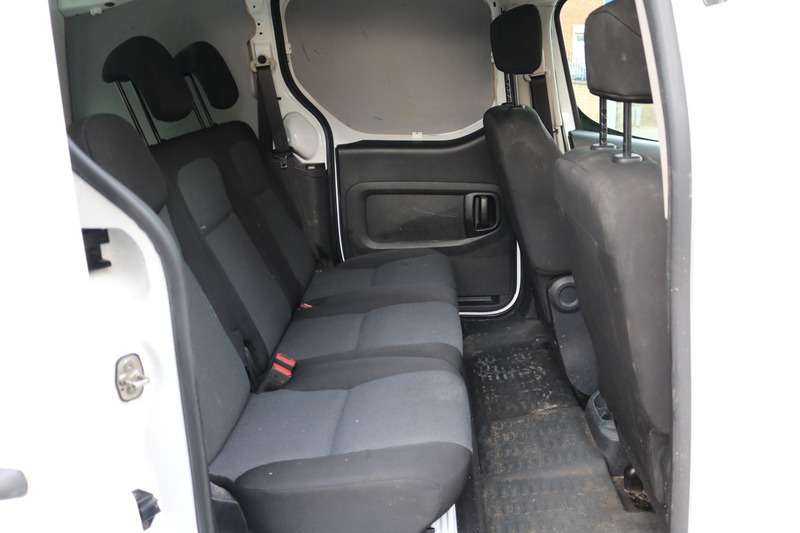 2017 PEUGEOT PARTNER 2017 PEUGEOT PARTNER