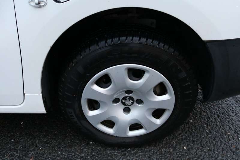 2017 PEUGEOT PARTNER 2017 PEUGEOT PARTNER