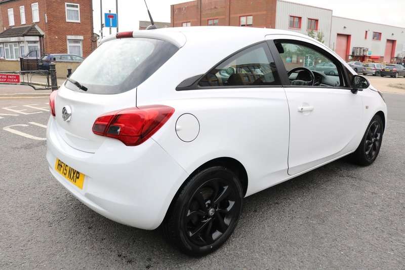 A 2015 VAUXHALL CORSA 1.4 EXCITE AC ECOFLEX A 2015 VAUXHALL CORSA 1.4 EXCITE AC ECOFLEX