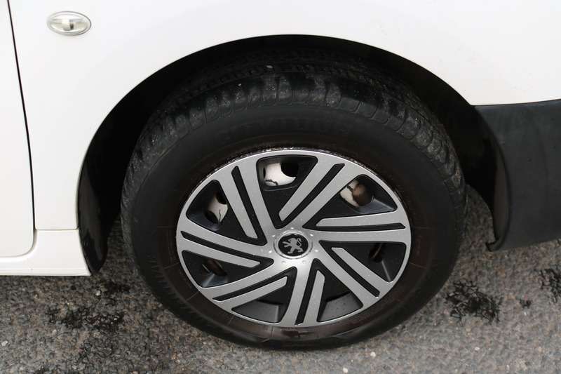 2017 PEUGEOT PARTNER 2017 PEUGEOT PARTNER