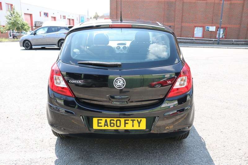 A 2010 VAUXHALL CORSA EXCLUSIV AC A 2010 VAUXHALL CORSA EXCLUSIV AC