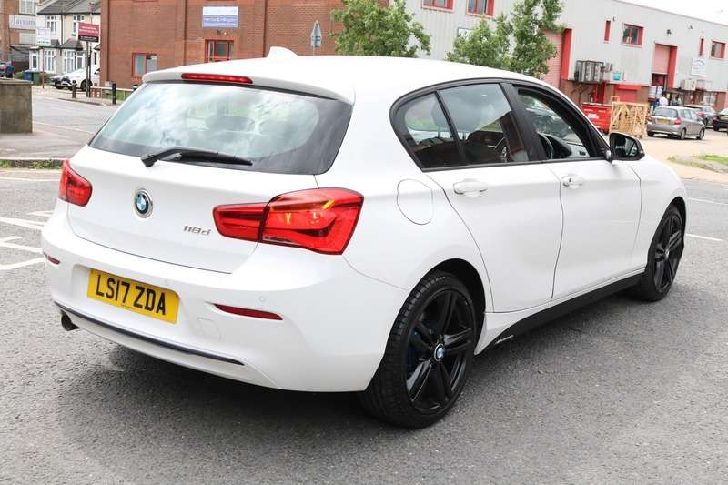 A 2017 BMW 1 SERIES 118D SPORT A 2017 BMW 1 SERIES 118D SPORT