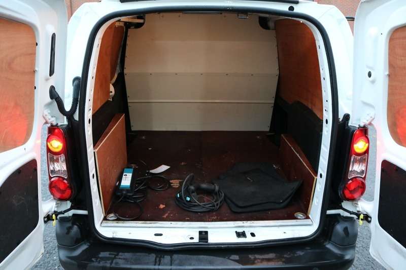 2017 PEUGEOT PARTNER 2017 PEUGEOT PARTNER