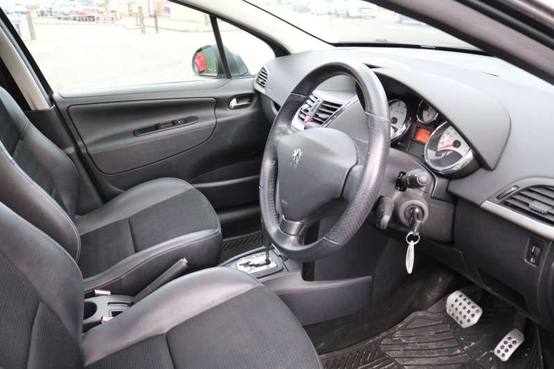 2012 PEUGEOT 207 2012 PEUGEOT 207
