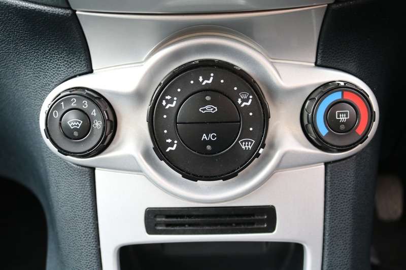 2009 FORD FIESTA 2009 FORD FIESTA
