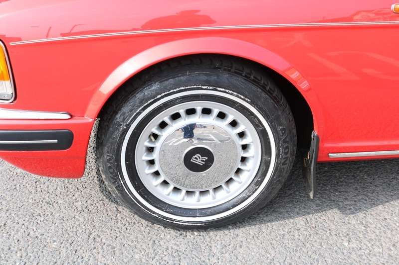 1995 ROLLS-ROYCE SILVER SPIRIT 1995 ROLLS-ROYCE SILVER SPIRIT