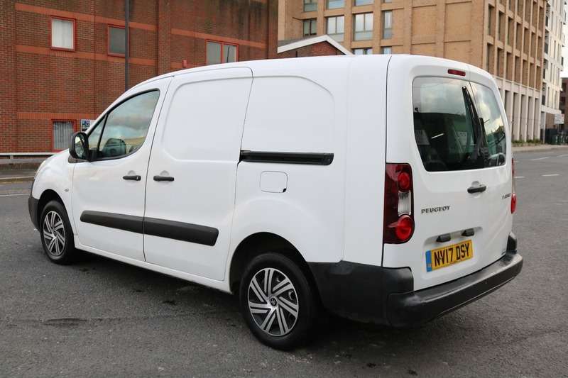 2017 PEUGEOT PARTNER 2017 PEUGEOT PARTNER