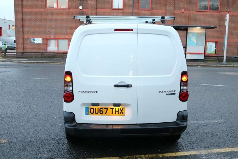 2017 PEUGEOT PARTNER 2017 PEUGEOT PARTNER