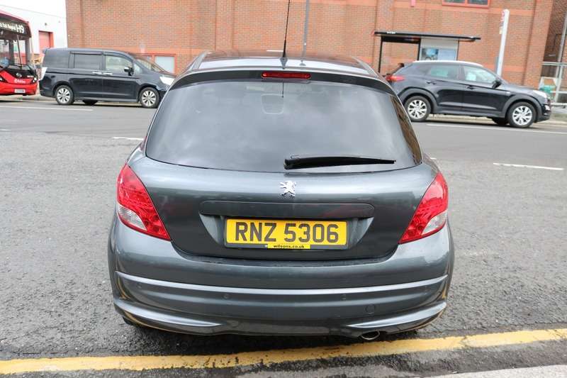 A 2012 PEUGEOT 207 ALLURE A 2012 PEUGEOT 207 ALLURE