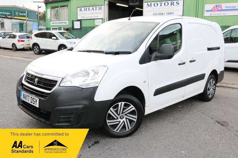 Check out this Peugeot Partner 2017 Diesel Manual