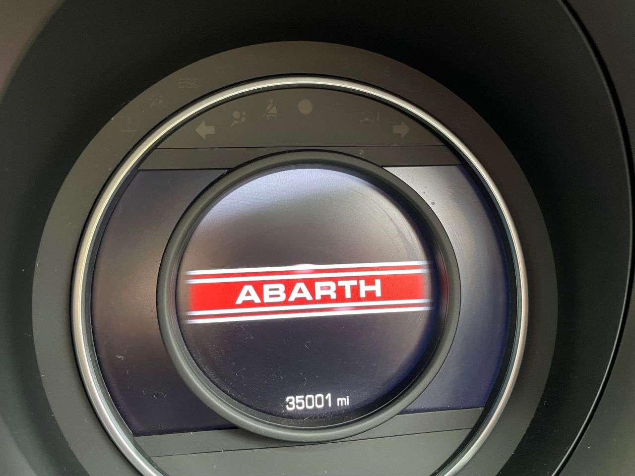 2017 ABARTH 595 2017 ABARTH 595