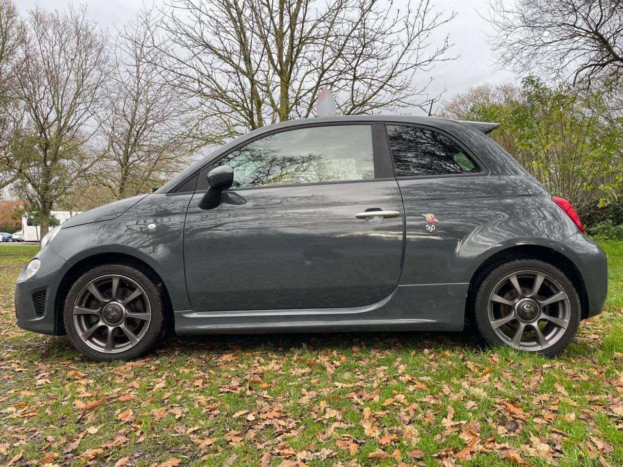 2017 ABARTH 595 2017 ABARTH 595
