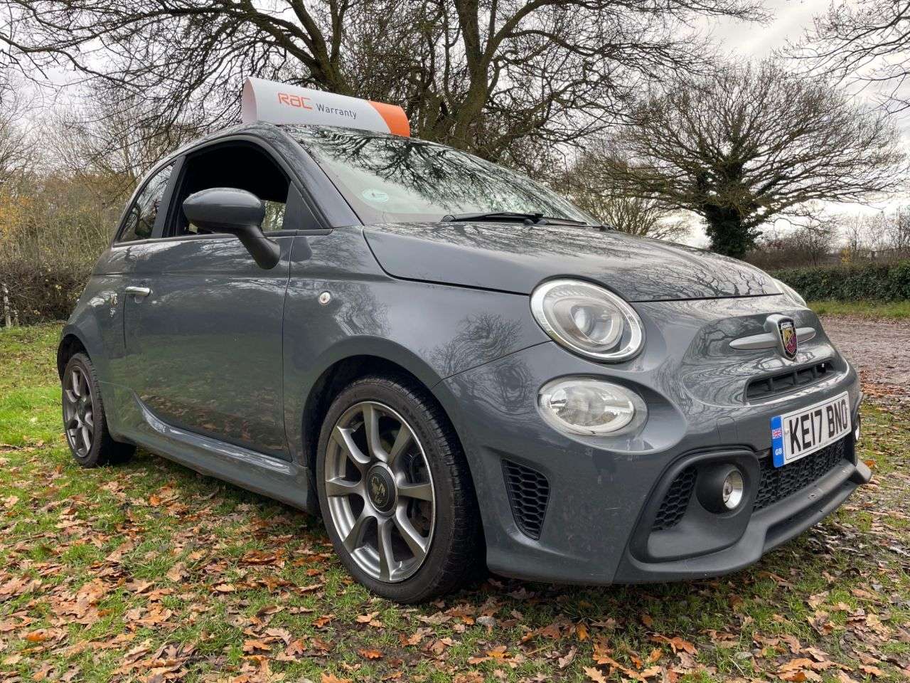 2017 ABARTH 595 2017 ABARTH 595