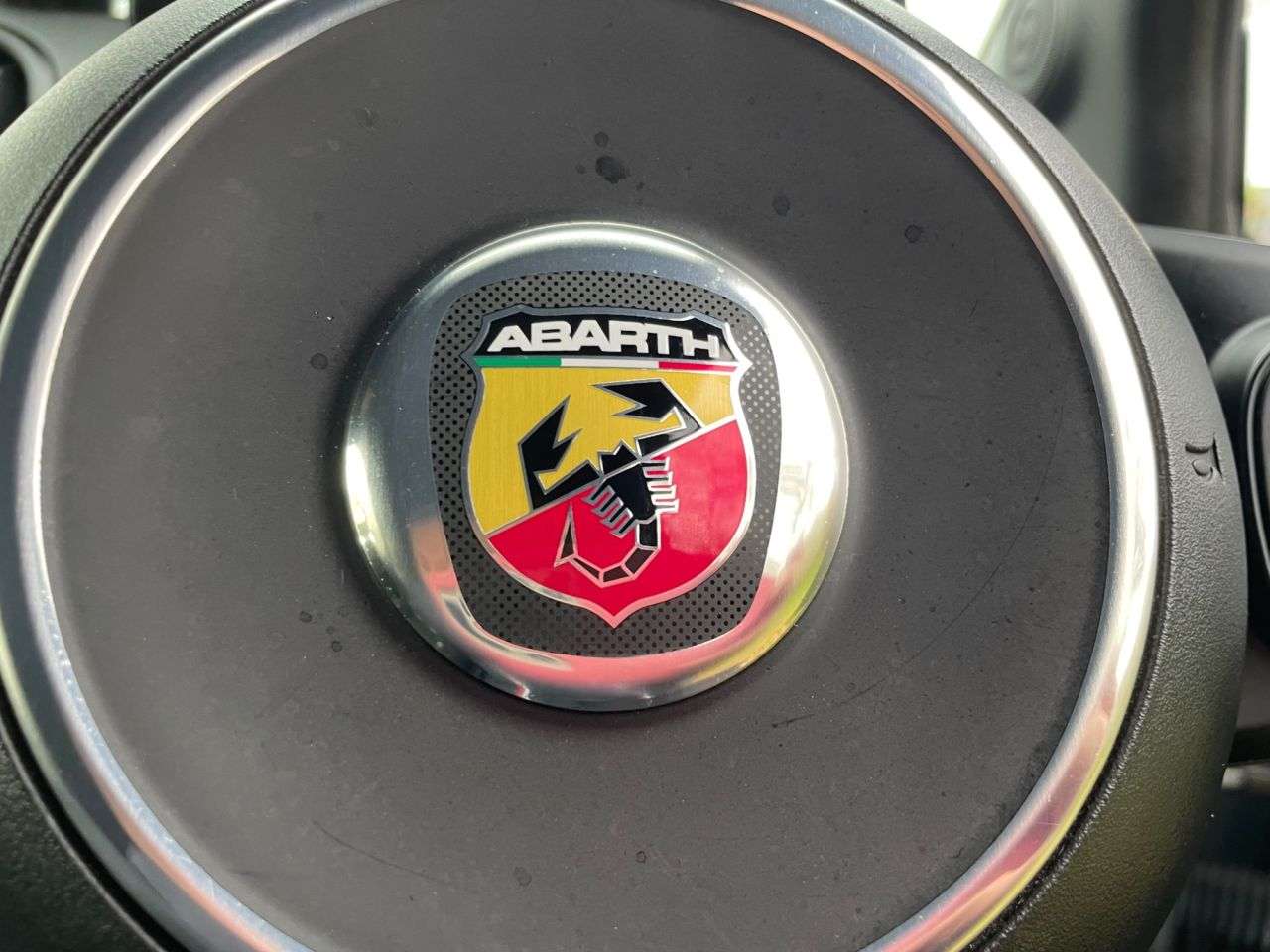 2017 ABARTH 595 2017 ABARTH 595