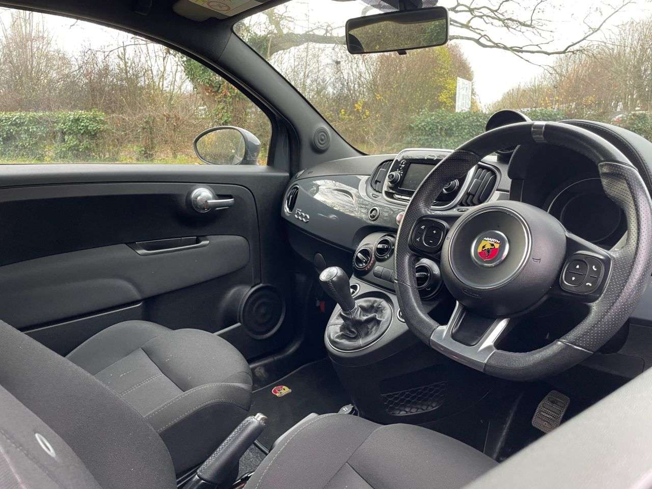 2017 ABARTH 595 2017 ABARTH 595