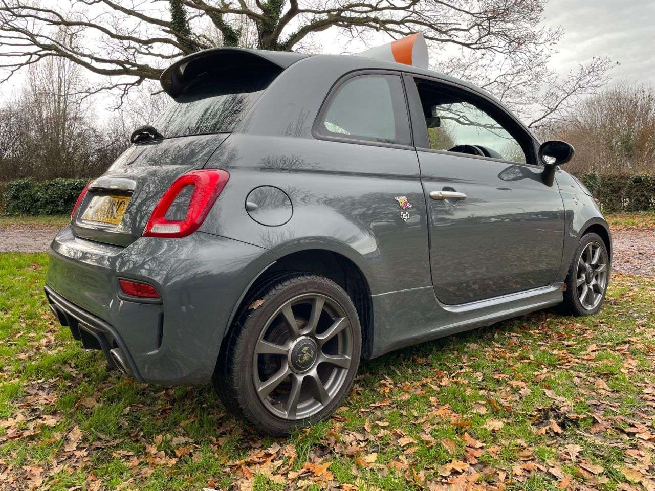 2017 ABARTH 595 2017 ABARTH 595