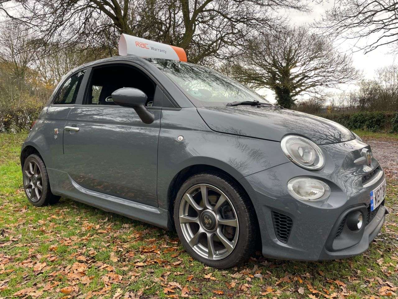 2017 ABARTH 595 2017 ABARTH 595