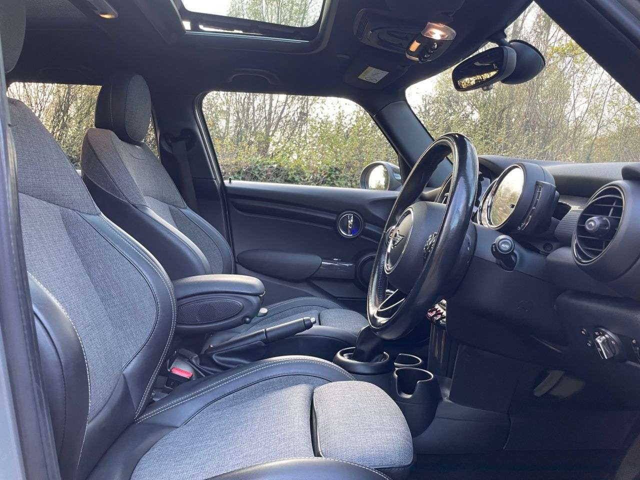 2017 MINI HATCH 2017 MINI HATCH