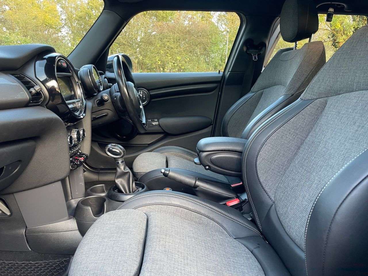 2017 MINI HATCH 2017 MINI HATCH