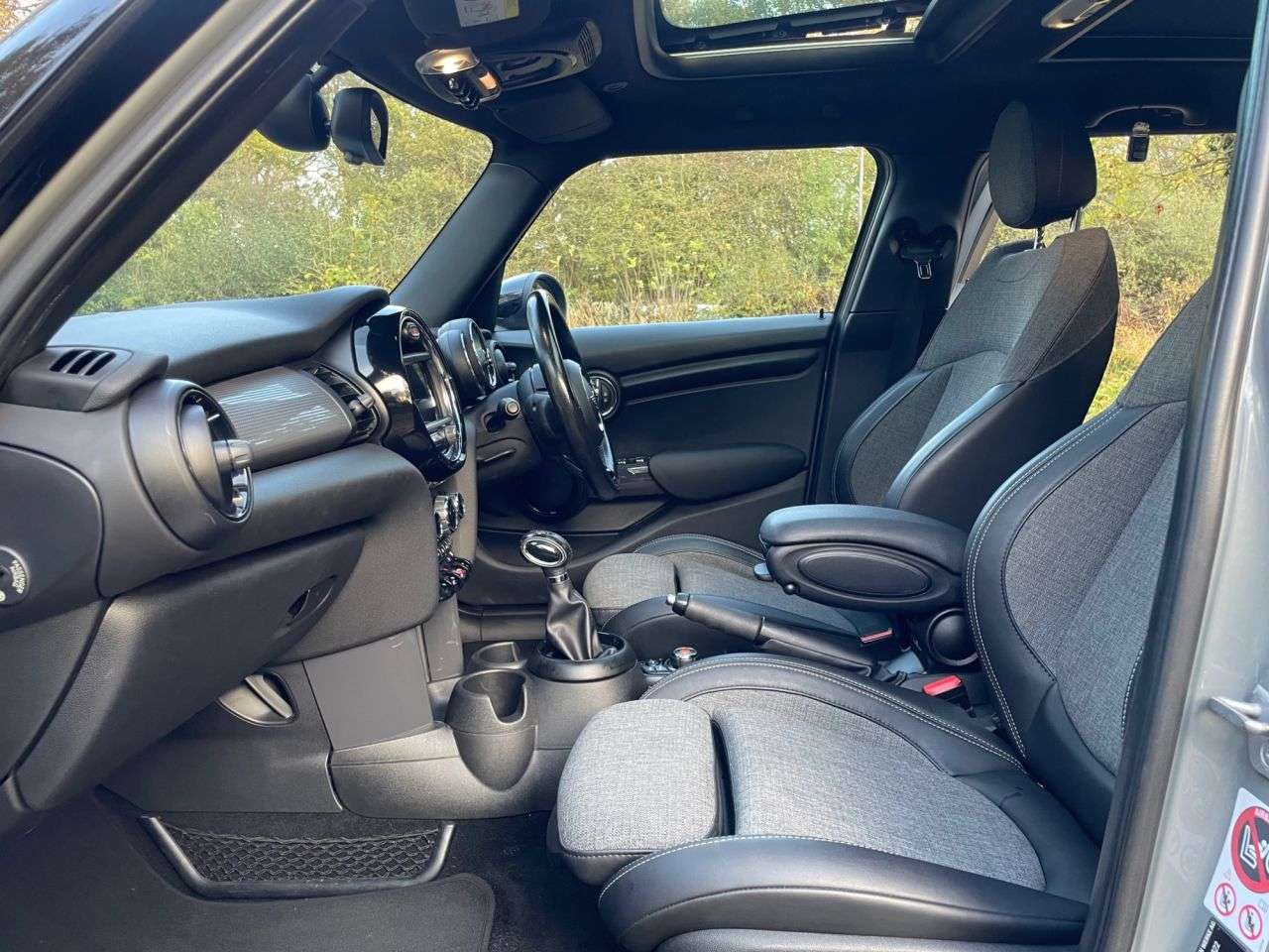 2017 MINI HATCH 2017 MINI HATCH