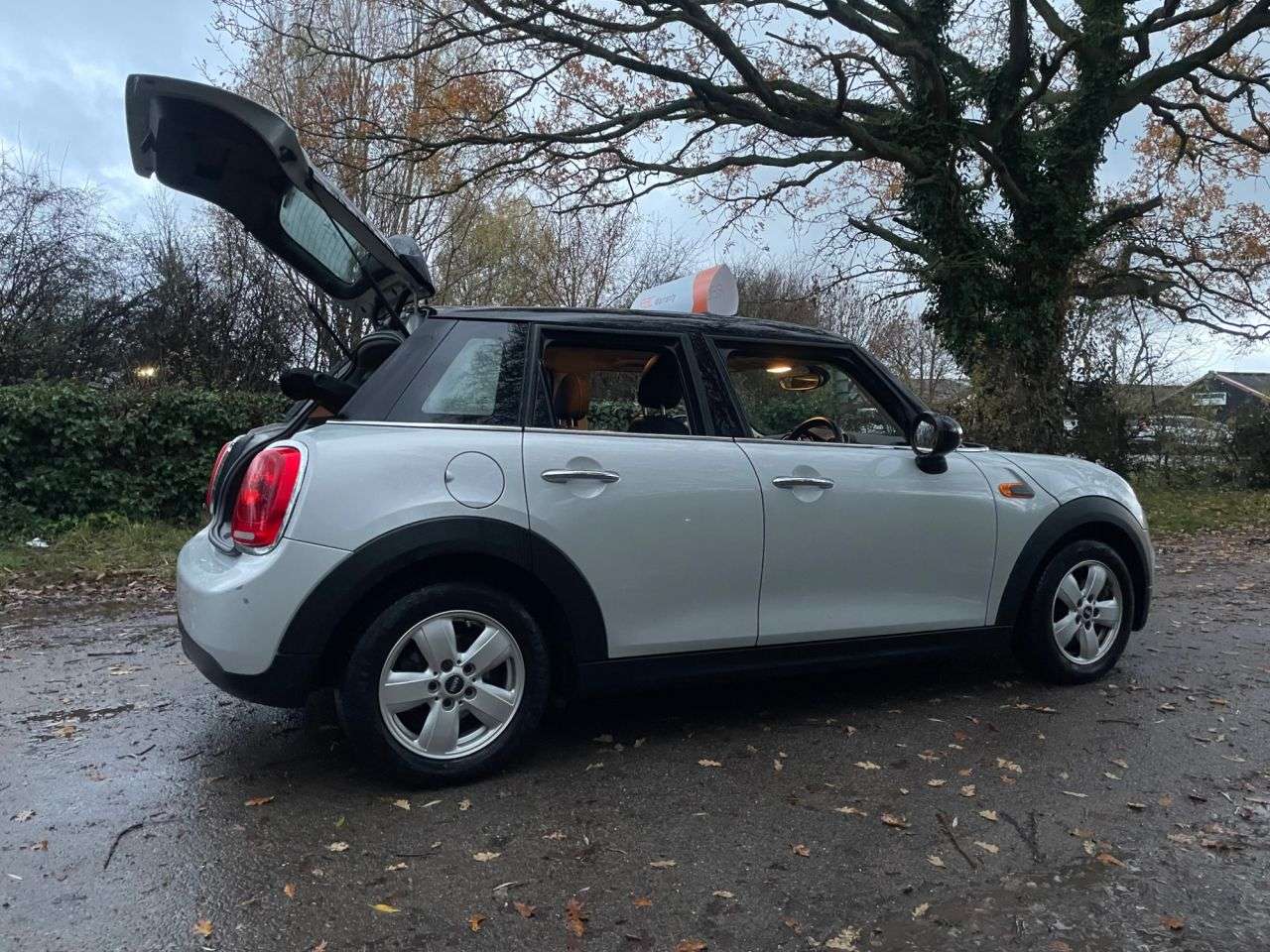2017 MINI HATCH 2017 MINI HATCH