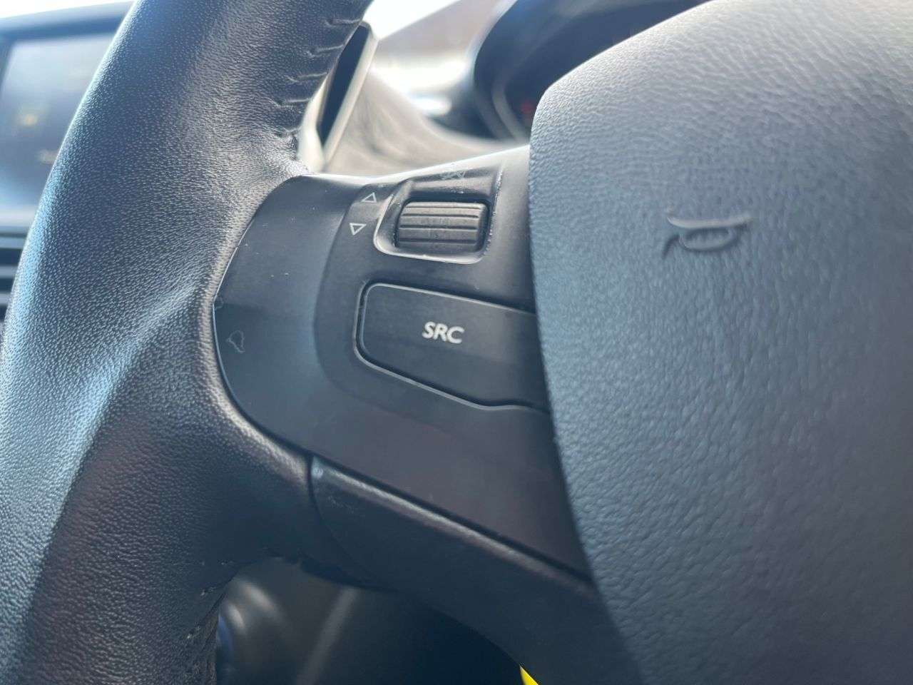 2016 PEUGEOT 208 2016 PEUGEOT 208