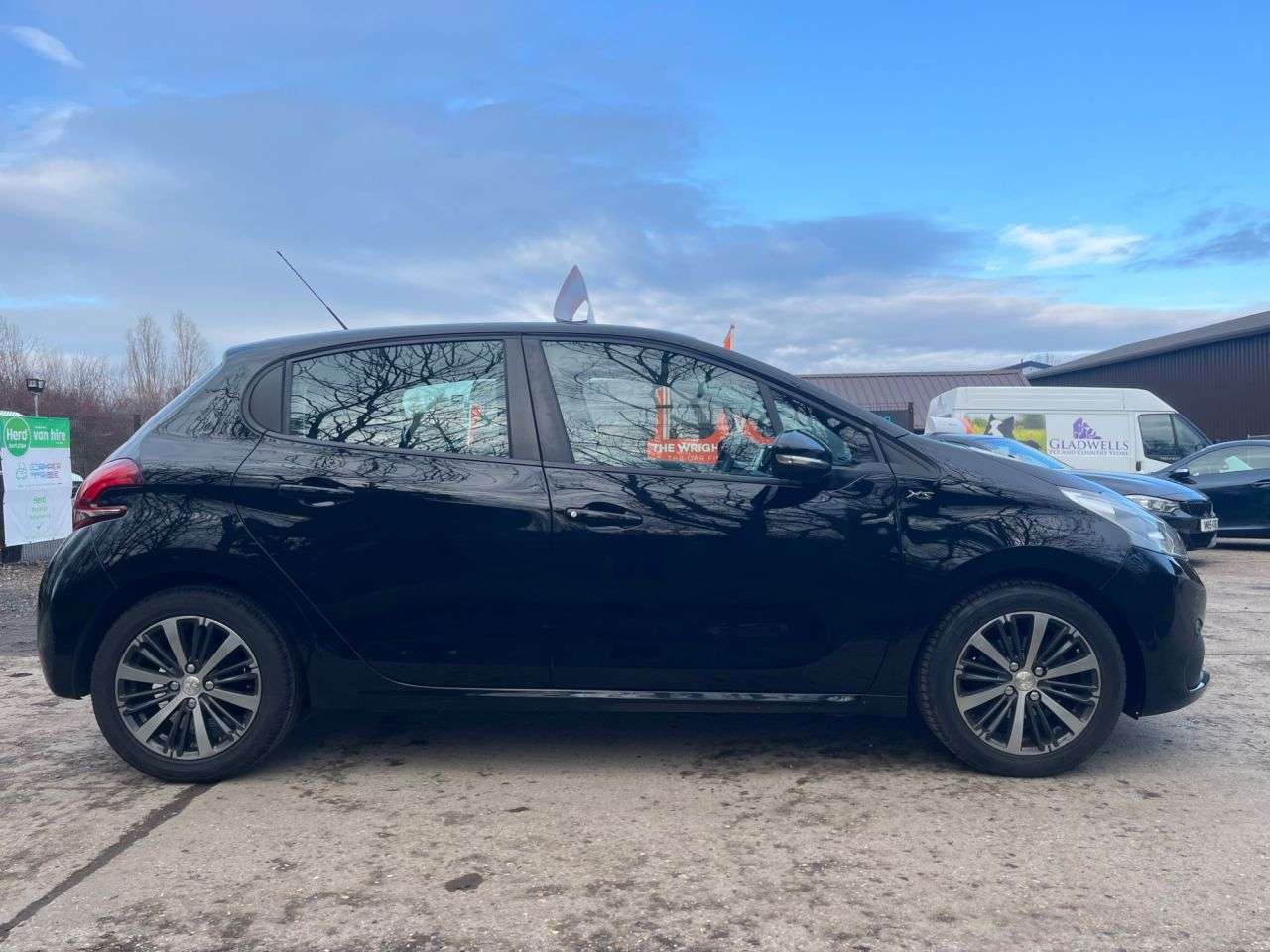 2016 PEUGEOT 208 2016 PEUGEOT 208