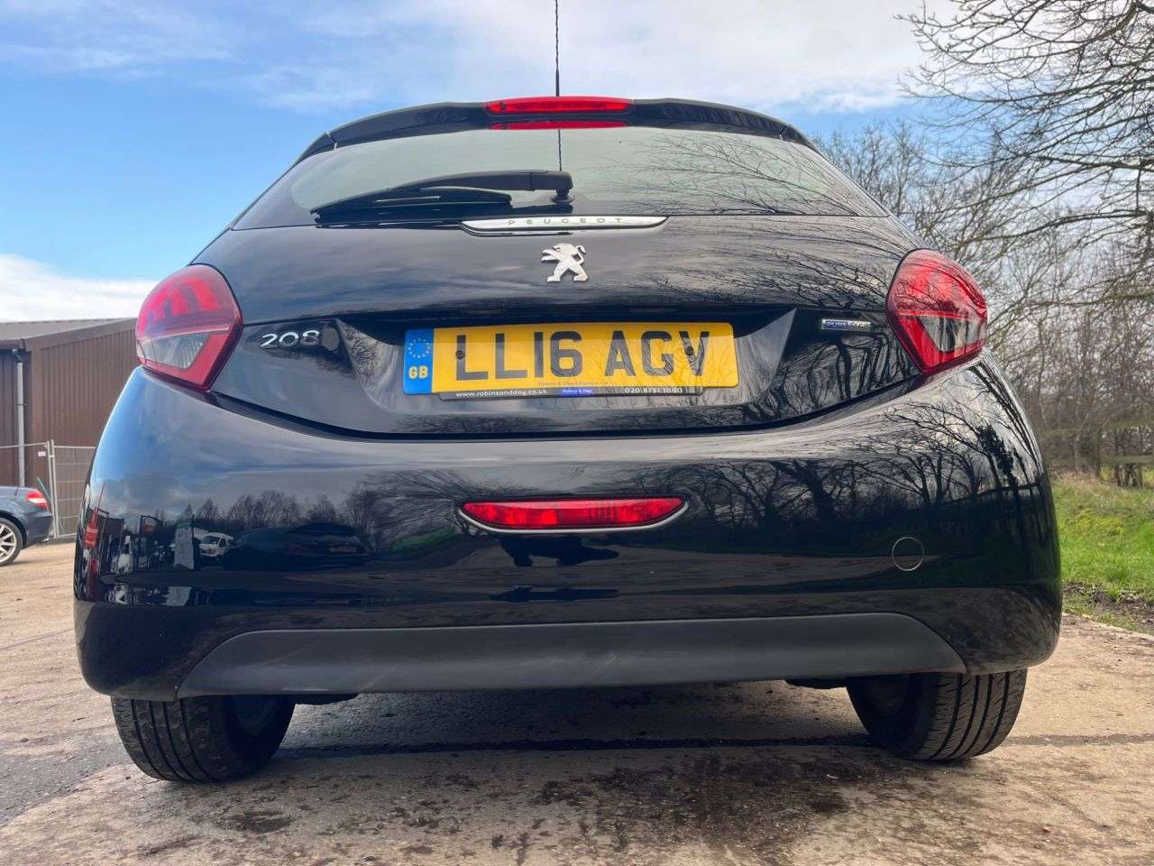 2016 PEUGEOT 208 2016 PEUGEOT 208