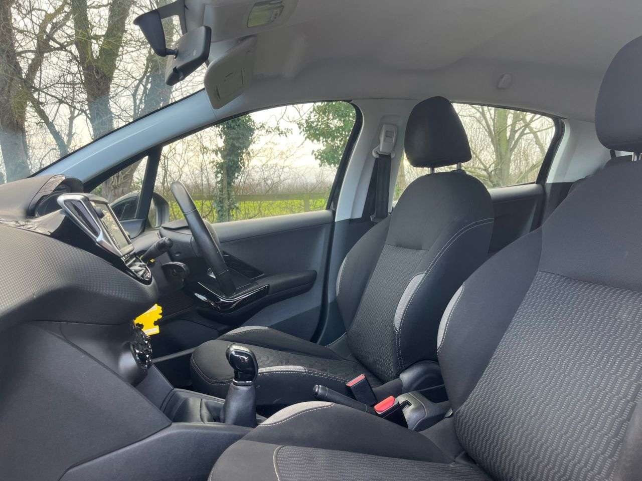 2016 PEUGEOT 208 2016 PEUGEOT 208