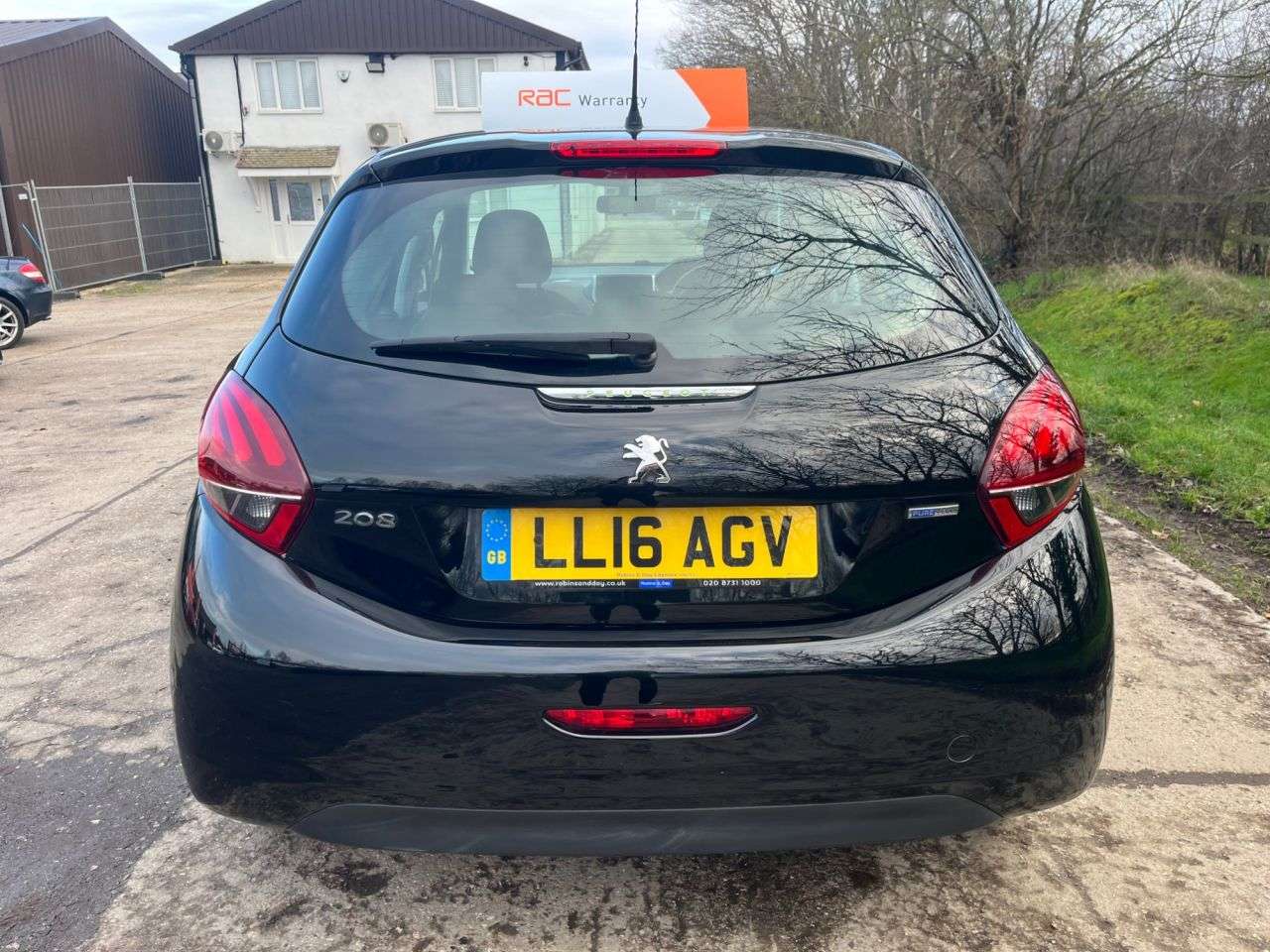 2016 PEUGEOT 208 2016 PEUGEOT 208