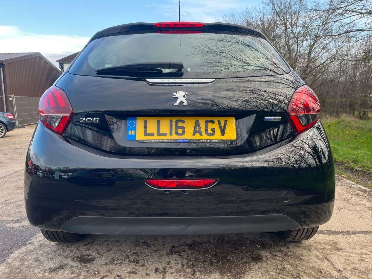 2016 PEUGEOT 208 2016 PEUGEOT 208