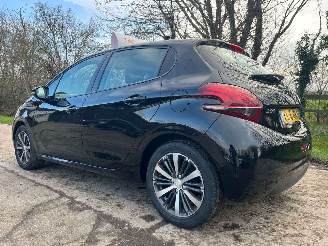 2016 PEUGEOT 208 2016 PEUGEOT 208