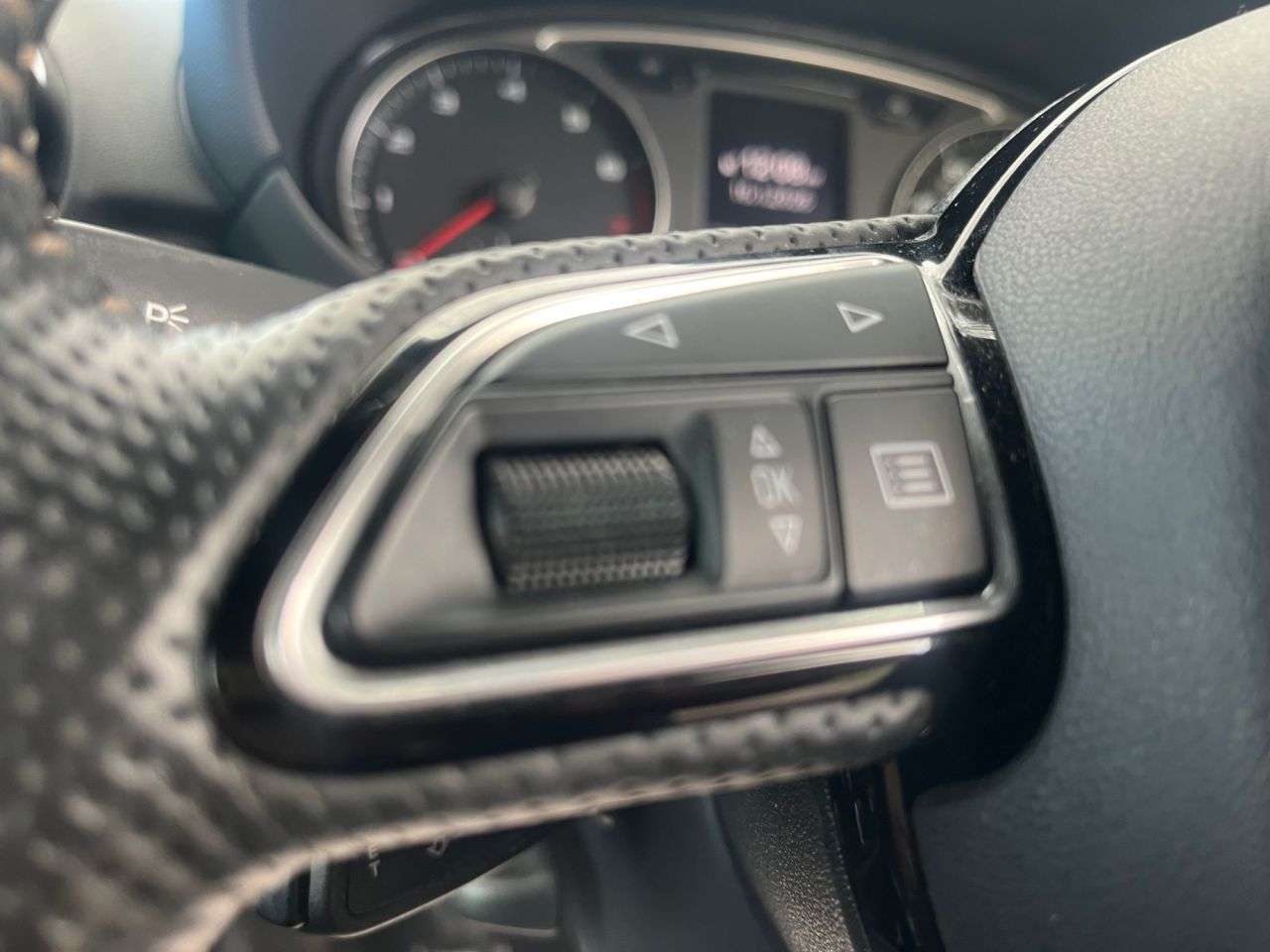 2017 AUDI A1 2017 AUDI A1